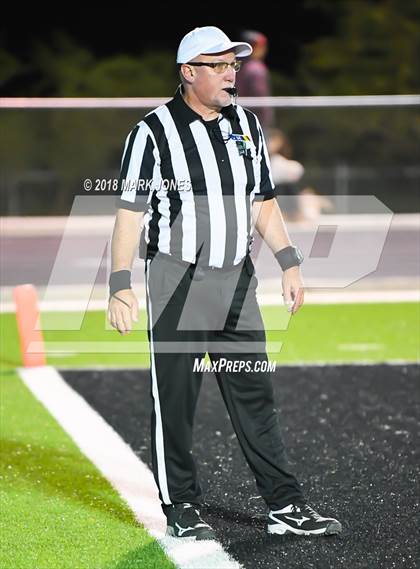 Thumbnail 2 in Salpointe Catholic vs. Sahuaro (AIA 4A Semifinal)  photogallery.
