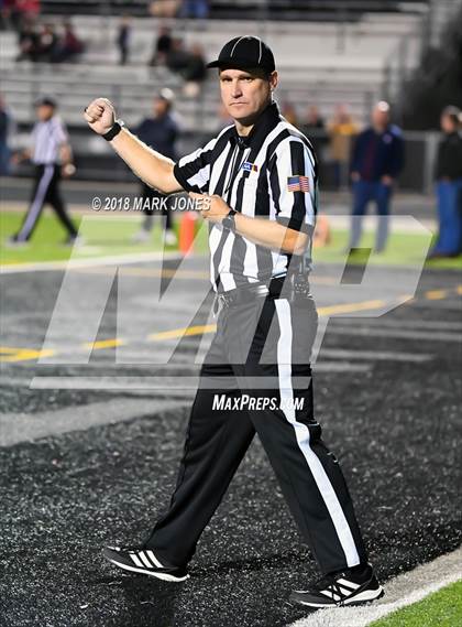 Thumbnail 3 in Salpointe Catholic vs. Sahuaro (AIA 4A Semifinal)  photogallery.