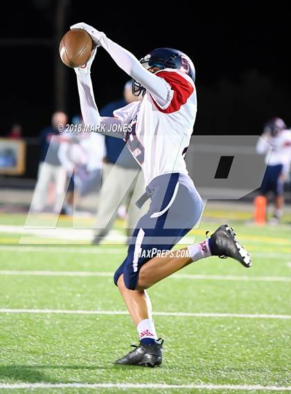 Thumbnail 3 in Salpointe Catholic vs. Sahuaro (AIA 4A Semifinal)  photogallery.
