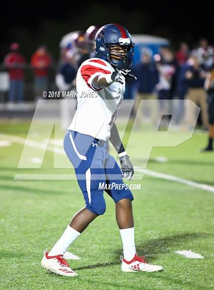 Thumbnail 2 in Salpointe Catholic vs. Sahuaro (AIA 4A Semifinal)  photogallery.