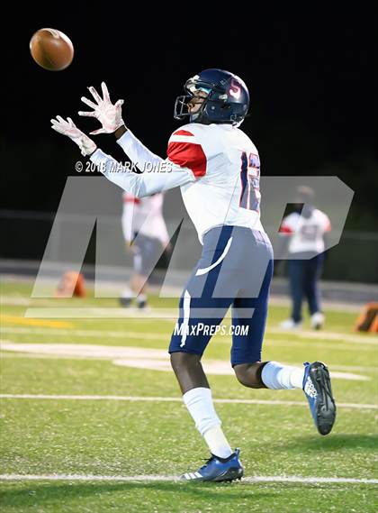 Thumbnail 3 in Salpointe Catholic vs. Sahuaro (AIA 4A Semifinal)  photogallery.