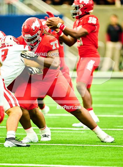 Thumbnail 1 in Katy vs. North Shore (UIL 6A D1 Football Regional) photogallery.