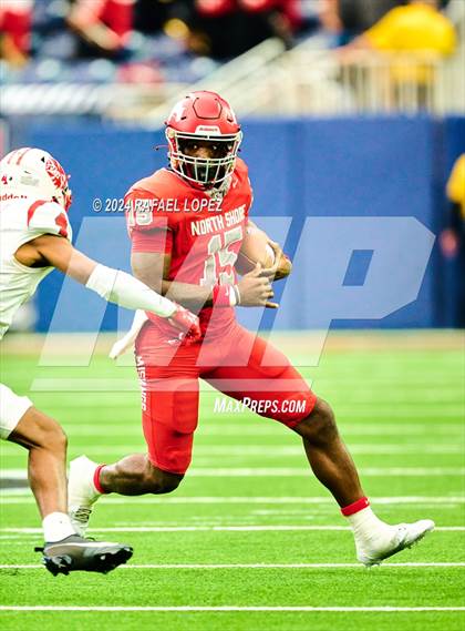 Thumbnail 3 in Katy vs. North Shore (UIL 6A D1 Football Regional) photogallery.