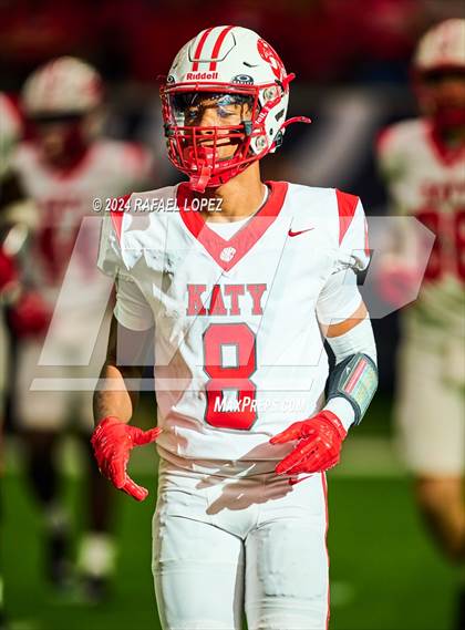 Thumbnail 2 in Katy vs. North Shore (UIL 6A D1 Football Regional) photogallery.