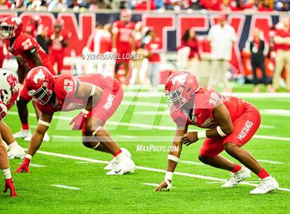 Thumbnail 1 in Katy vs. North Shore (UIL 6A D1 Football Regional) photogallery.