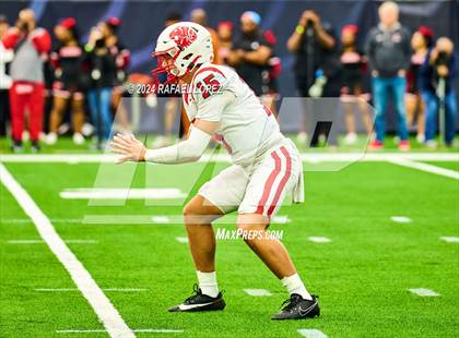 Thumbnail 3 in Katy vs. North Shore (UIL 6A D1 Football Regional) photogallery.