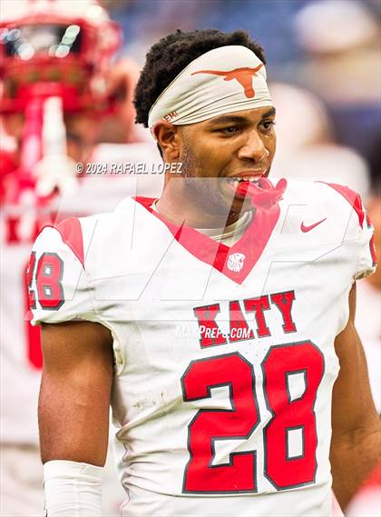 Thumbnail 1 in Katy vs. North Shore (UIL 6A D1 Football Regional) photogallery.