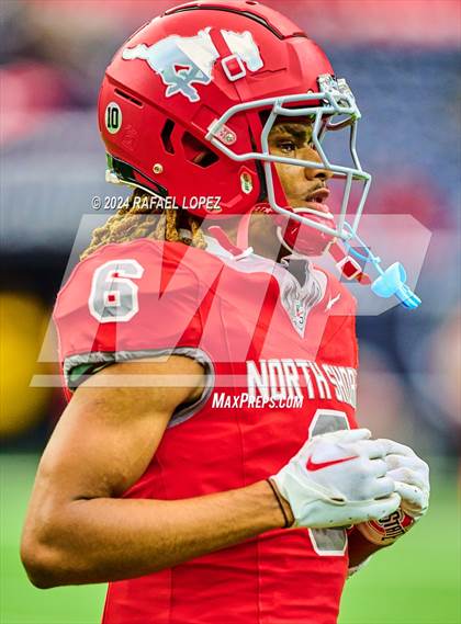 Thumbnail 2 in Katy vs. North Shore (UIL 6A D1 Football Regional) photogallery.