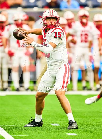 Thumbnail 2 in Katy vs. North Shore (UIL 6A D1 Football Regional) photogallery.