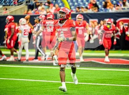Thumbnail 3 in Katy vs. North Shore (UIL 6A D1 Football Regional) photogallery.