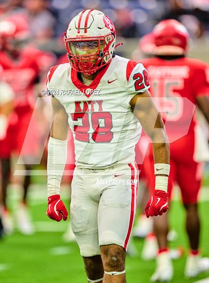 Thumbnail 3 in Katy vs. North Shore (UIL 6A D1 Football Regional) photogallery.