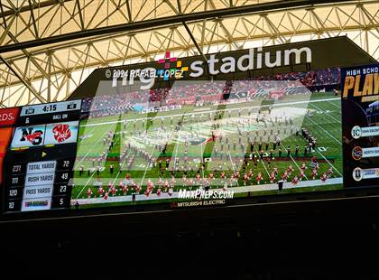 Thumbnail 2 in Katy vs. North Shore (UIL 6A D1 Football Regional) photogallery.