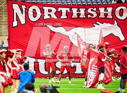 Thumbnail 3 in Katy vs. North Shore (UIL 6A D1 Football Regional) photogallery.