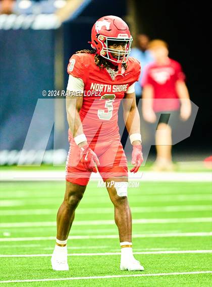 Thumbnail 1 in Katy vs. North Shore (UIL 6A D1 Football Regional) photogallery.