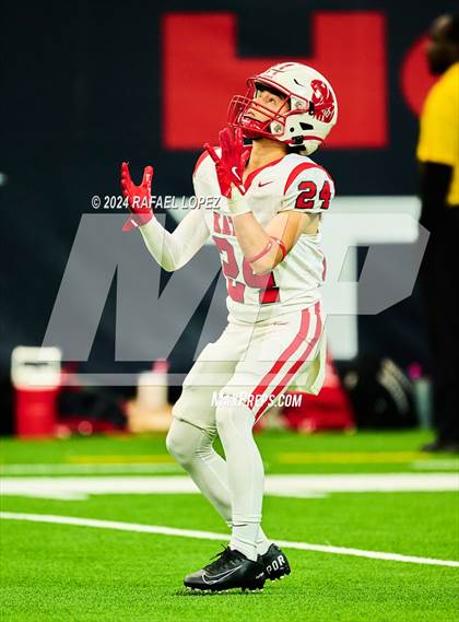 Thumbnail 3 in Katy vs. North Shore (UIL 6A D1 Football Regional) photogallery.