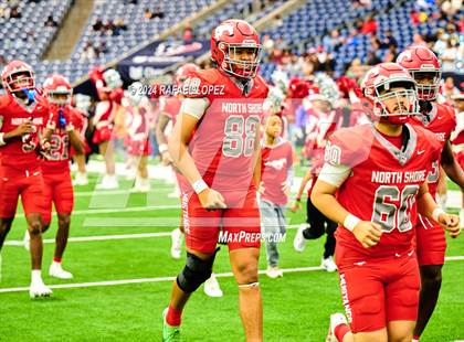 Thumbnail 3 in Katy vs. North Shore (UIL 6A D1 Football Regional) photogallery.