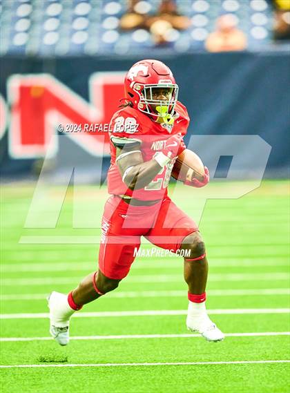 Thumbnail 3 in Katy vs. North Shore (UIL 6A D1 Football Regional) photogallery.