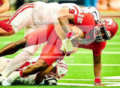Thumbnail 1 in Katy vs. North Shore (UIL 6A D1 Football Regional) photogallery.