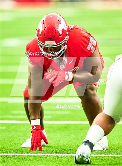 Thumbnail 3 in Katy vs. North Shore (UIL 6A D1 Football Regional) photogallery.
