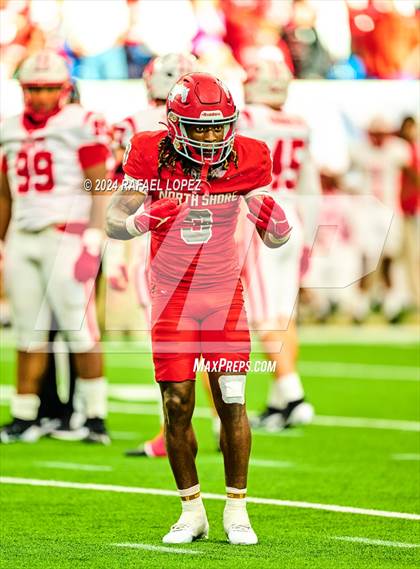Thumbnail 3 in Katy vs. North Shore (UIL 6A D1 Football Regional) photogallery.