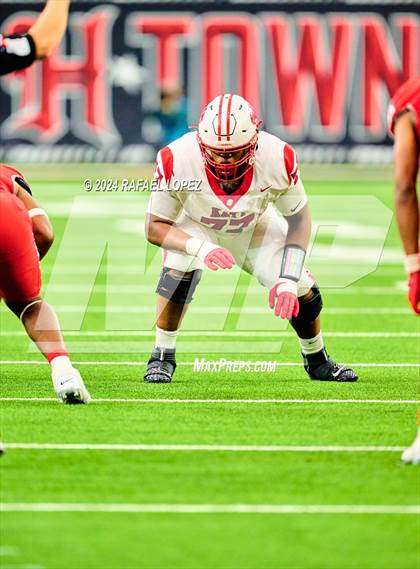 Thumbnail 3 in Katy vs. North Shore (UIL 6A D1 Football Regional) photogallery.