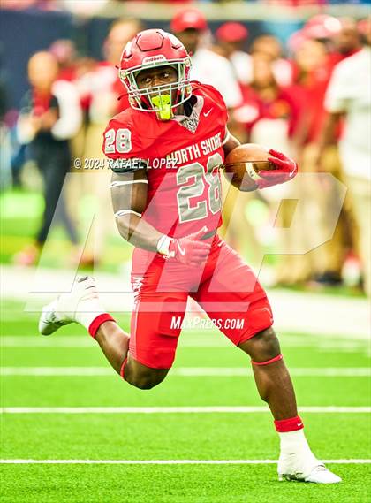 Thumbnail 3 in Katy vs. North Shore (UIL 6A D1 Football Regional) photogallery.