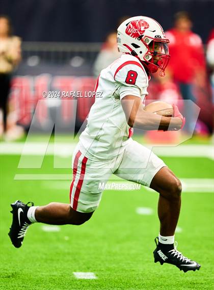 Thumbnail 2 in Katy vs. North Shore (UIL 6A D1 Football Regional) photogallery.