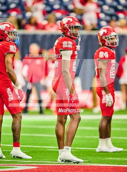 Thumbnail 2 in Katy vs. North Shore (UIL 6A D1 Football Regional) photogallery.