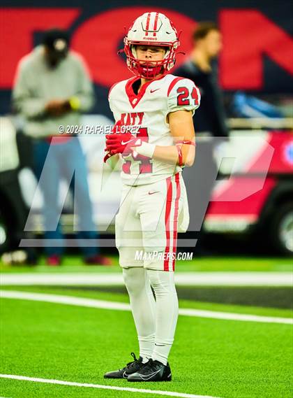 Thumbnail 2 in Katy vs. North Shore (UIL 6A D1 Football Regional) photogallery.