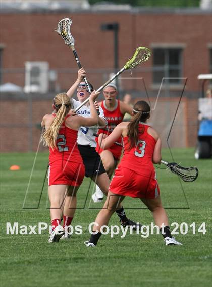Thumbnail 1 in Conard @ Glastonbury photogallery.