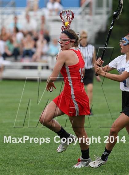 Thumbnail 2 in Conard @ Glastonbury photogallery.