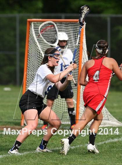 Thumbnail 2 in Conard @ Glastonbury photogallery.