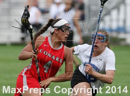 Thumbnail 2 in Conard @ Glastonbury photogallery.