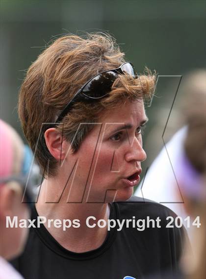Thumbnail 1 in Conard @ Glastonbury photogallery.