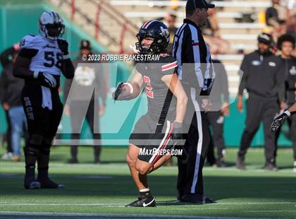 Thumbnail 2 in South Oak Cliff vs. Lovejoy (UIL 5A DII Regional Finals) photogallery.