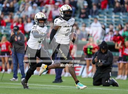 Thumbnail 2 in South Oak Cliff vs. Lovejoy (UIL 5A DII Regional Finals) photogallery.