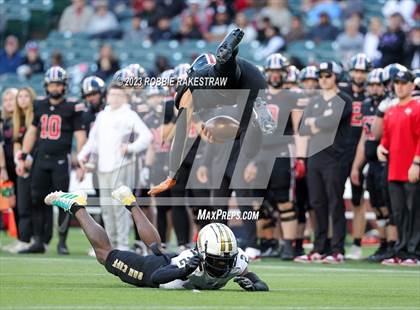 Thumbnail 3 in South Oak Cliff vs. Lovejoy (UIL 5A DII Regional Finals) photogallery.