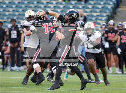 Thumbnail 2 in South Oak Cliff vs. Lovejoy (UIL 5A DII Regional Finals) photogallery.