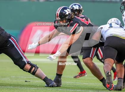 Thumbnail 1 in South Oak Cliff vs. Lovejoy (UIL 5A DII Regional Finals) photogallery.