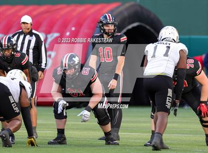 Thumbnail 1 in South Oak Cliff vs. Lovejoy (UIL 5A DII Regional Finals) photogallery.