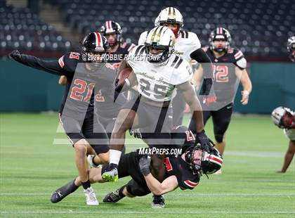 Thumbnail 3 in South Oak Cliff vs. Lovejoy (UIL 5A DII Regional Finals) photogallery.