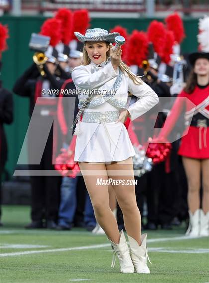 Thumbnail 1 in South Oak Cliff vs. Lovejoy (UIL 5A DII Regional Finals) photogallery.