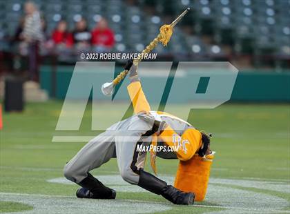 Thumbnail 3 in South Oak Cliff vs. Lovejoy (UIL 5A DII Regional Finals) photogallery.