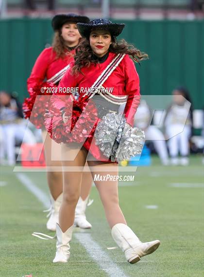 Thumbnail 3 in South Oak Cliff vs. Lovejoy (UIL 5A DII Regional Finals) photogallery.