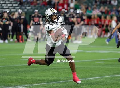 Thumbnail 2 in South Oak Cliff vs. Lovejoy (UIL 5A DII Regional Finals) photogallery.