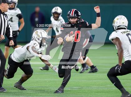Thumbnail 1 in South Oak Cliff vs. Lovejoy (UIL 5A DII Regional Finals) photogallery.