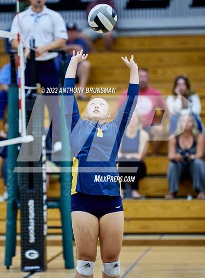 Thumbnail 2 in Oak Ridge @ Granite Bay photogallery.
