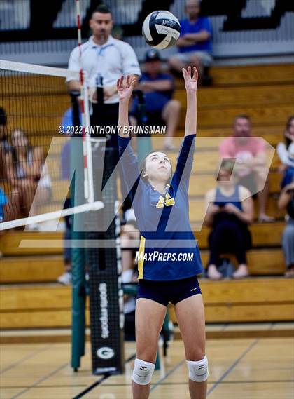 Thumbnail 2 in Oak Ridge @ Granite Bay photogallery.