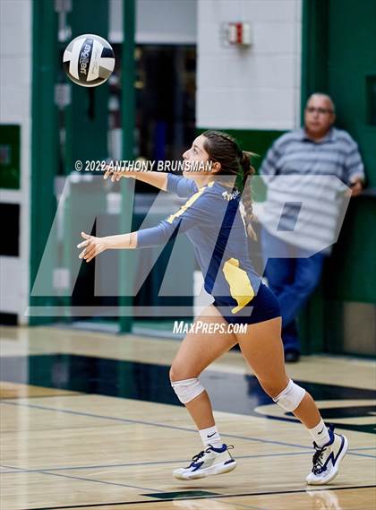 Thumbnail 2 in Oak Ridge @ Granite Bay photogallery.