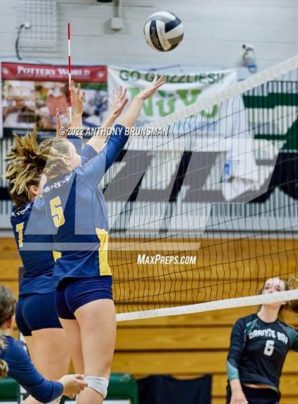 Thumbnail 1 in Oak Ridge @ Granite Bay photogallery.